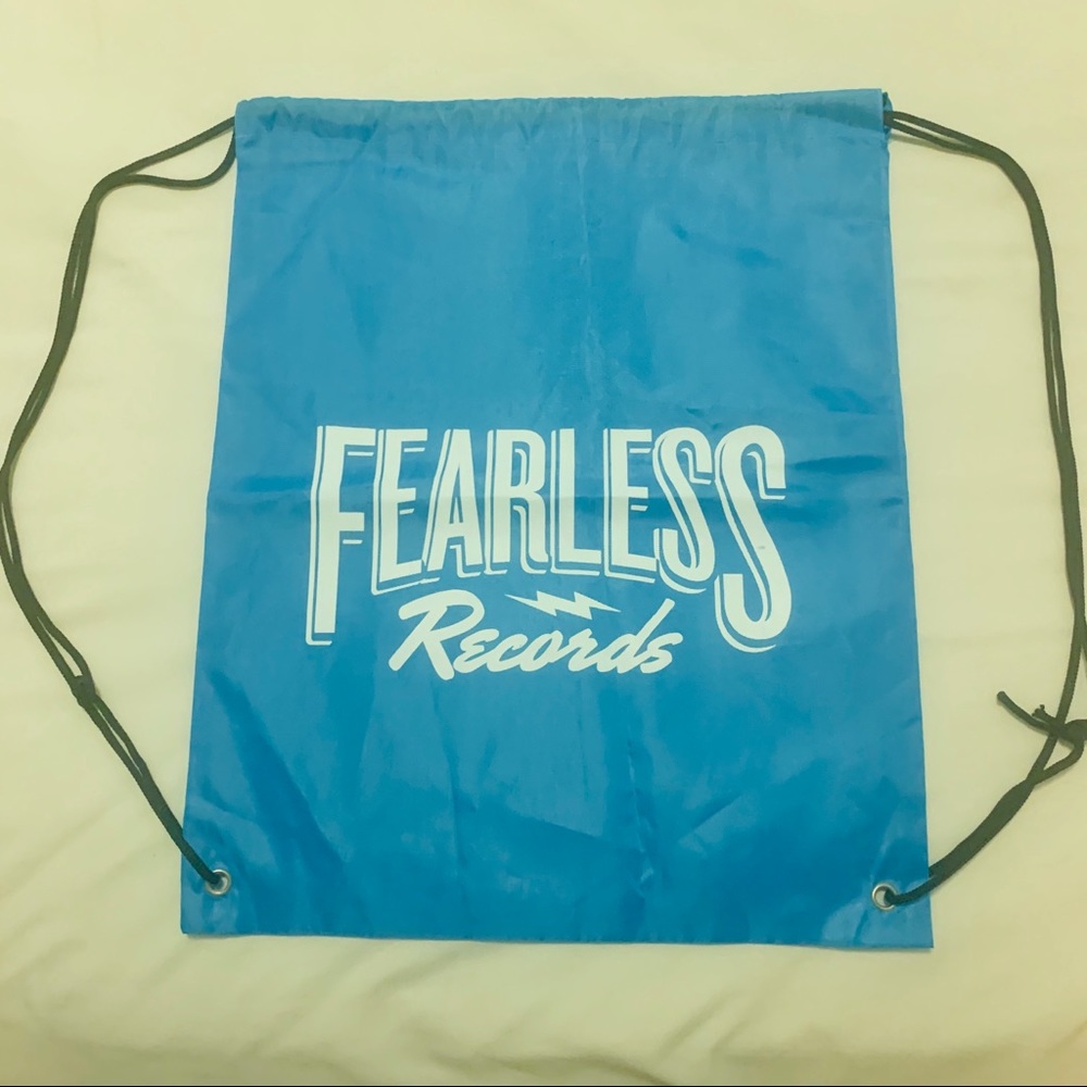 ✨NWOT✨ Fearless Records Drawstring Bag